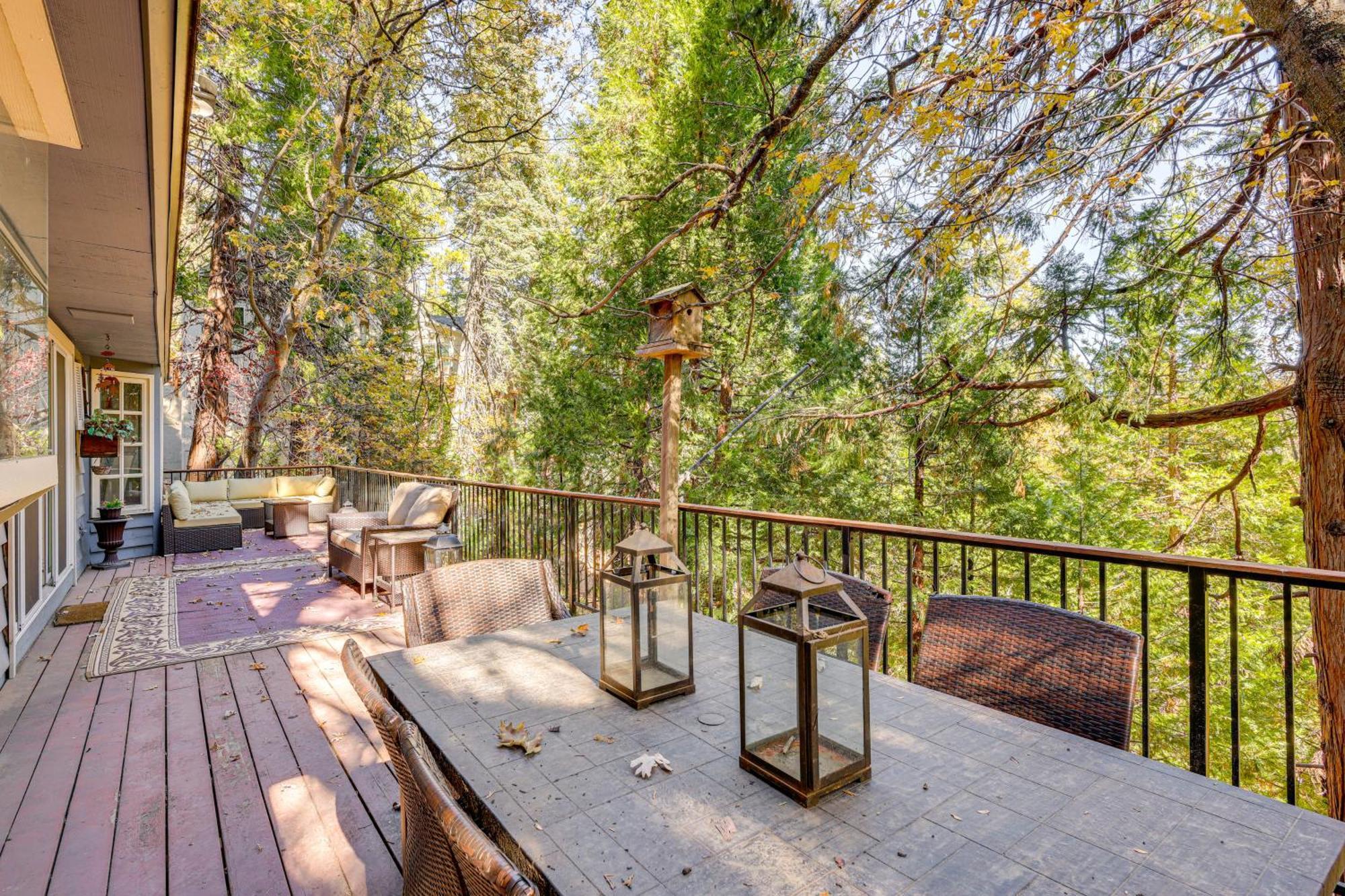 Village Walk Hideaway Half Mi To Dine And Shop Lake Arrowhead Exterior photo